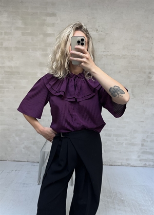 Frill bluse Beetroot Stella Nova 